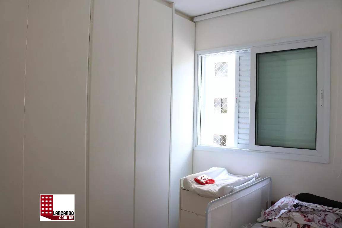 Apartamento à venda com 2 quartos, 68m² - Foto 5