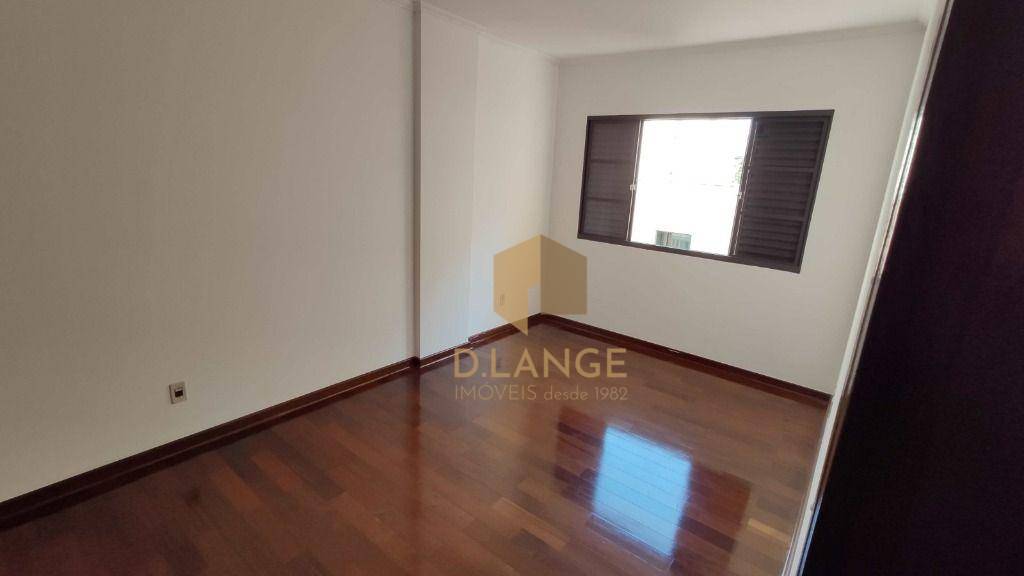 Apartamento à venda com 3 quartos, 180m² - Foto 2