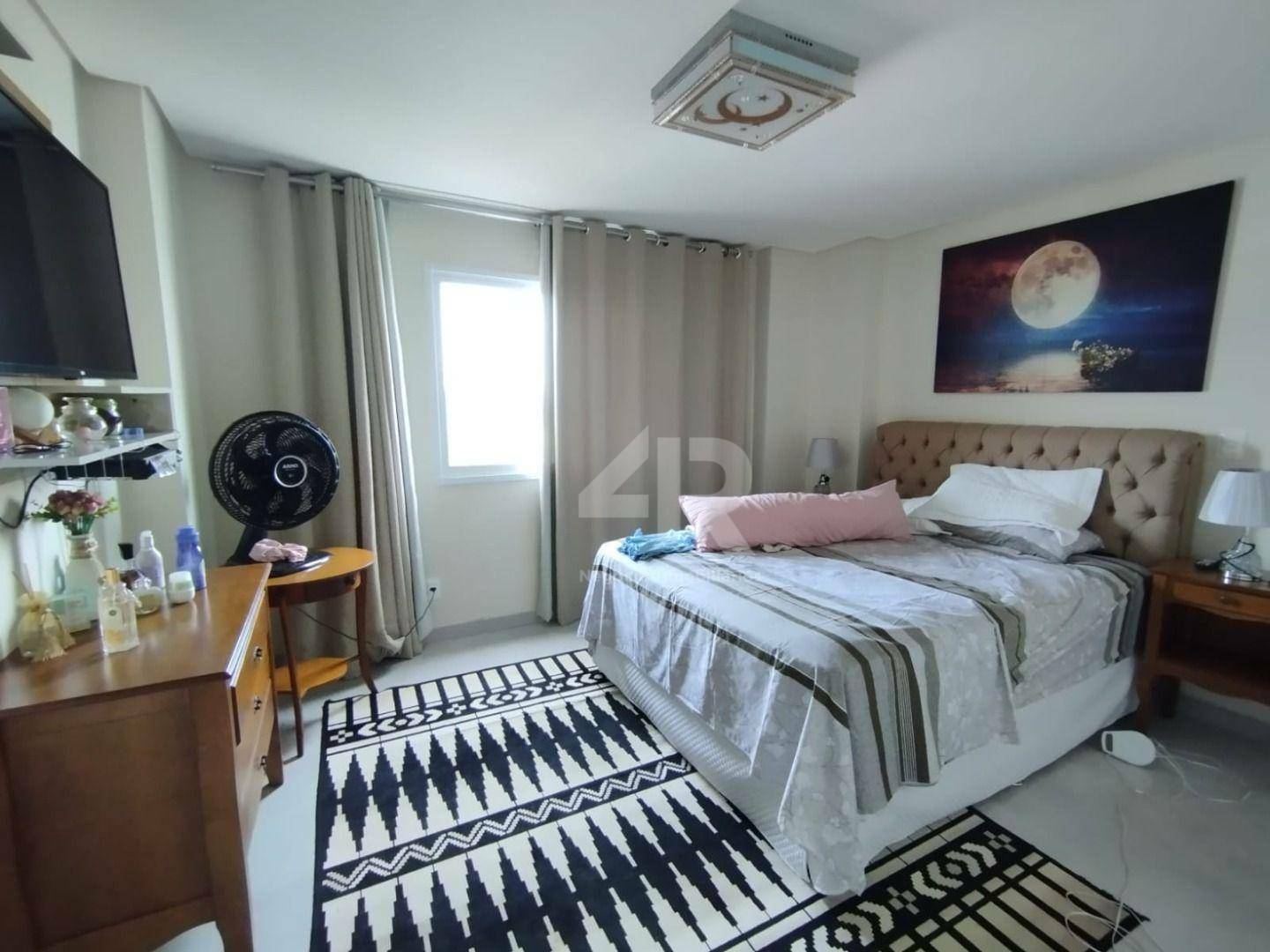 Apartamento à venda com 3 quartos, 112m² - Foto 7