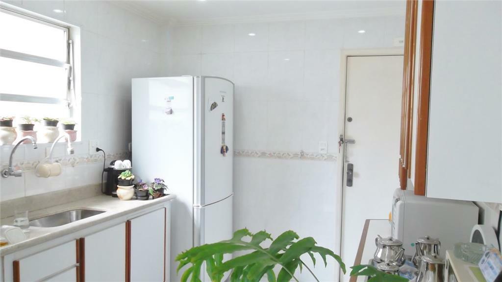 Apartamento à venda com 2 quartos, 78m² - Foto 9