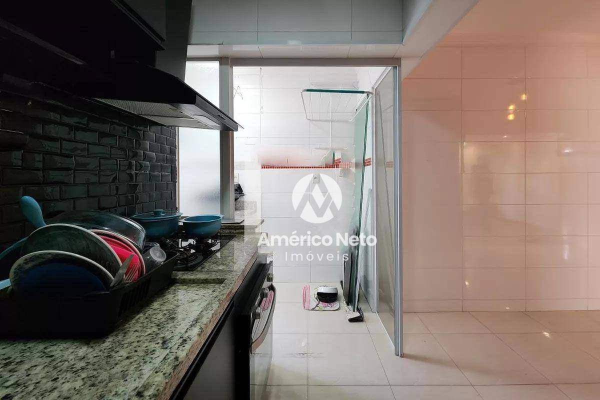 Apartamento à venda com 3 quartos, 121m² - Foto 13