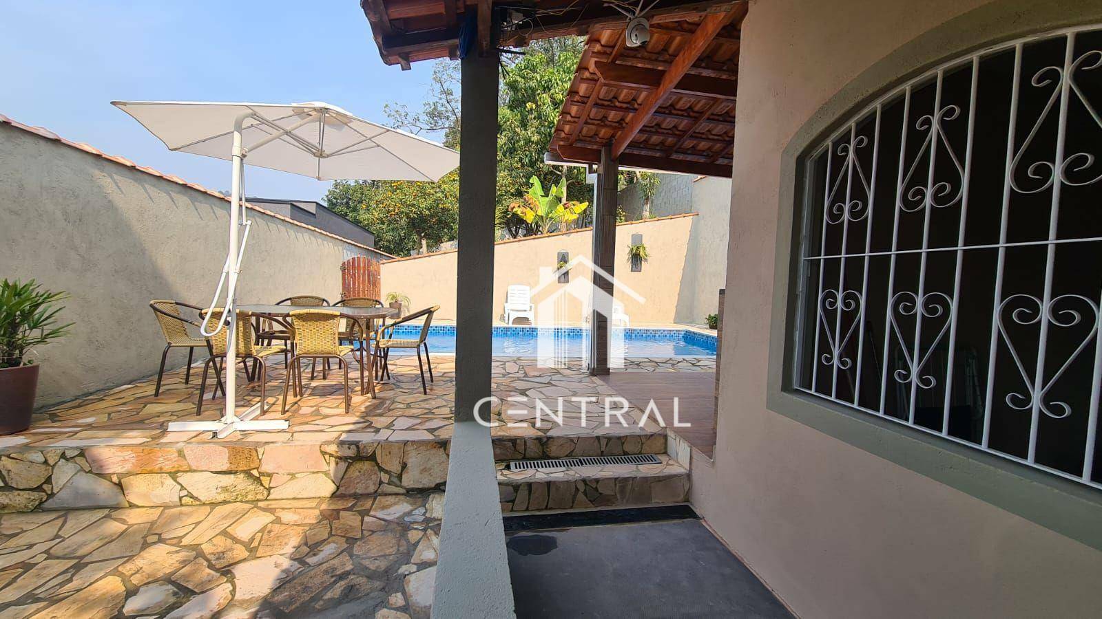 Sítio à venda com 3 quartos, 198m² - Foto 4