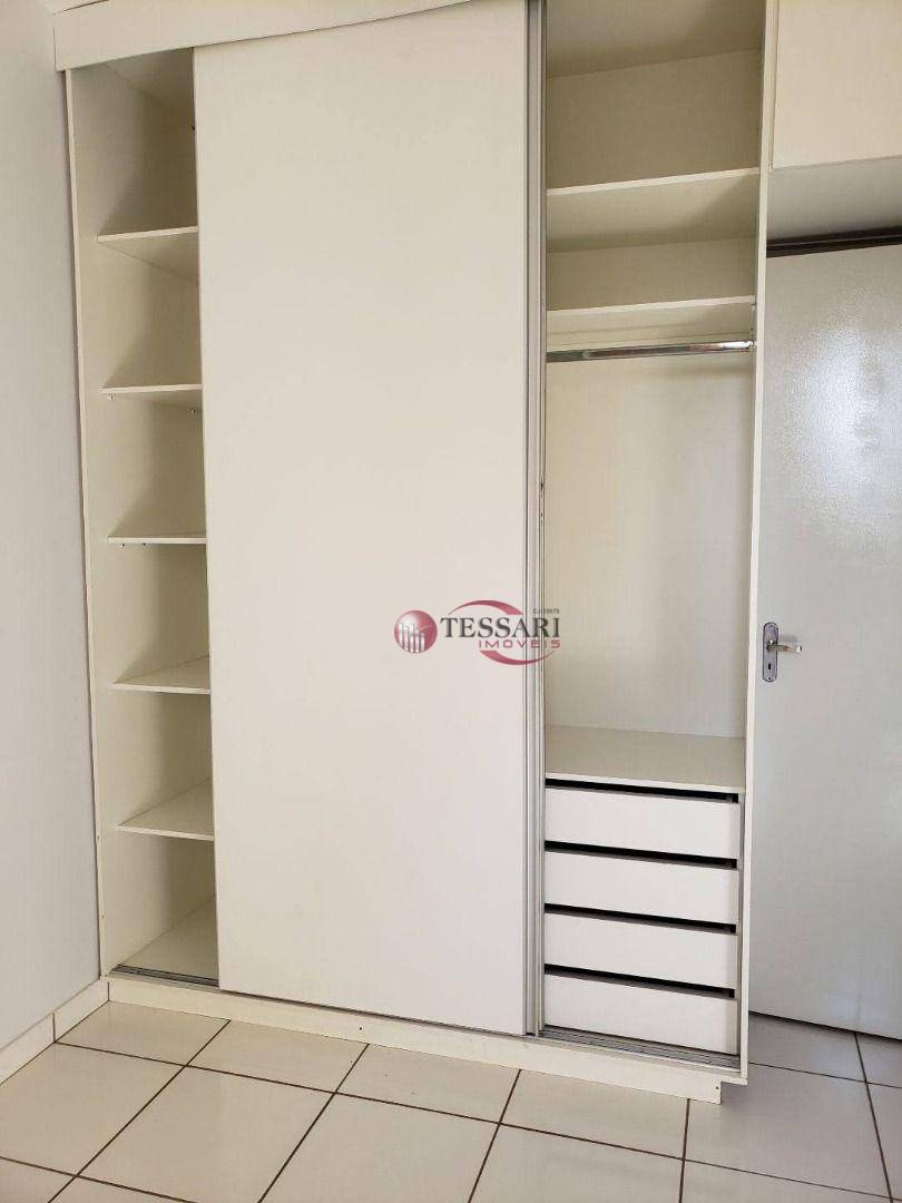 Apartamento para alugar com 3 quartos, 73m² - Foto 5