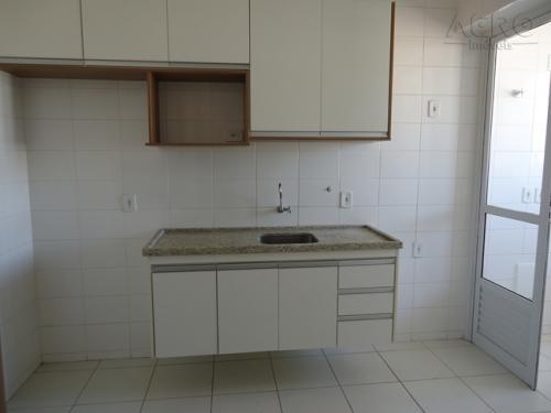 Apartamento à venda com 2 quartos, 65m² - Foto 3