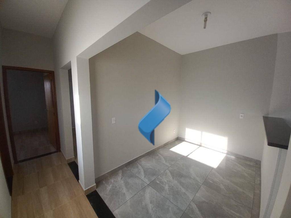 Casa à venda com 4 quartos, 205m² - Foto 22