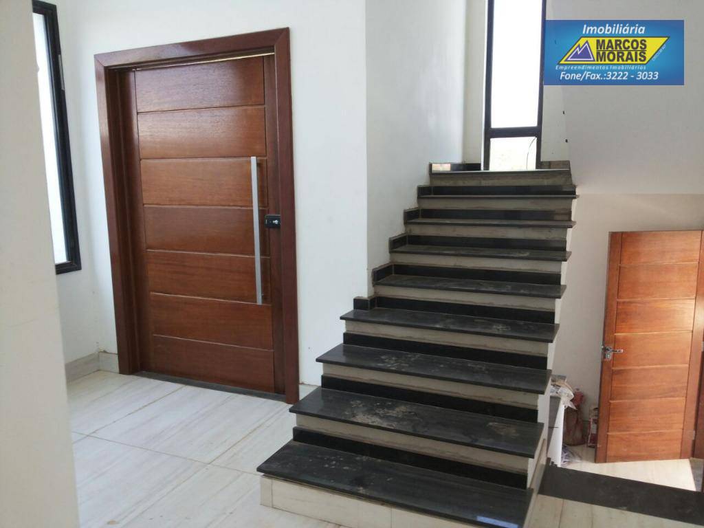 Casa de Condomínio à venda com 5 quartos, 400m² - Foto 10