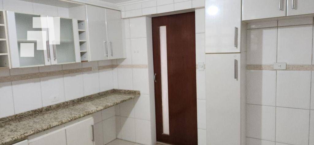 Apartamento à venda com 3 quartos, 94m² - Foto 5