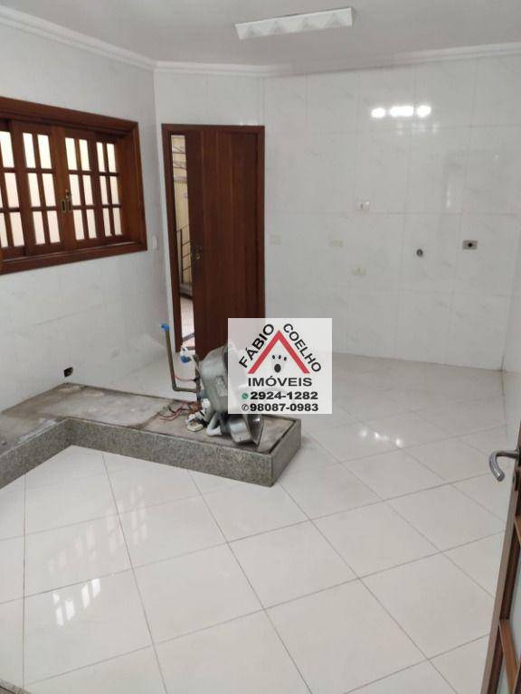 Sobrado à venda com 3 quartos, 152m² - Foto 12