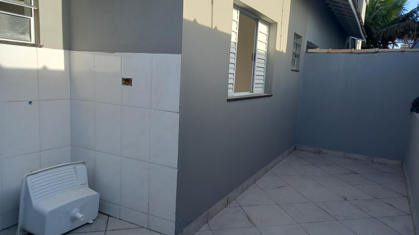 Casa à venda com 2 quartos, 120m² - Foto 4