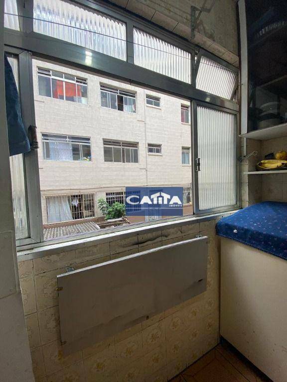 Apartamento à venda com 2 quartos, 52m² - Foto 15