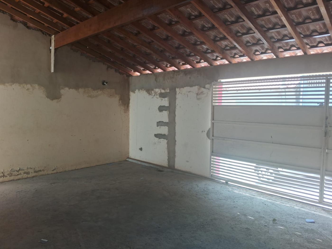 Casa à venda com 1 quarto, 140m² - Foto 2