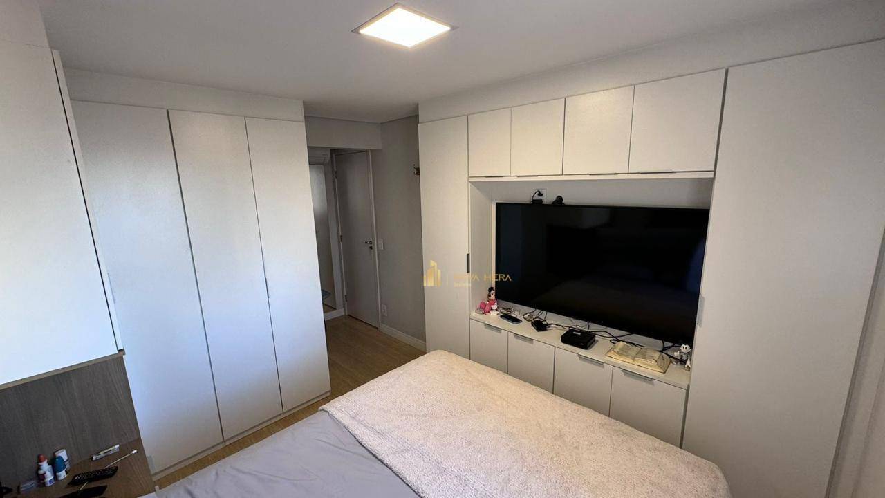 Apartamento à venda com 2 quartos, 64m² - Foto 9