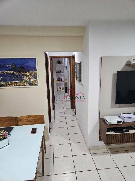 Apartamento à venda com 2 quartos, 69m² - Foto 9