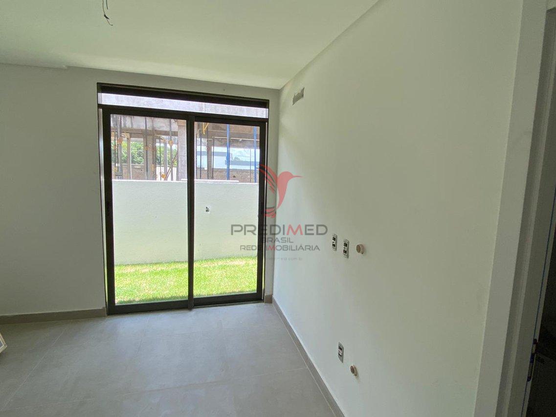 Casa à venda com 3 quartos, 202m² - Foto 9