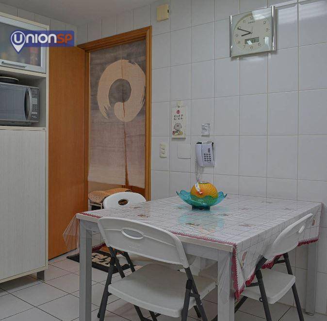 Apartamento à venda com 3 quartos, 140m² - Foto 13