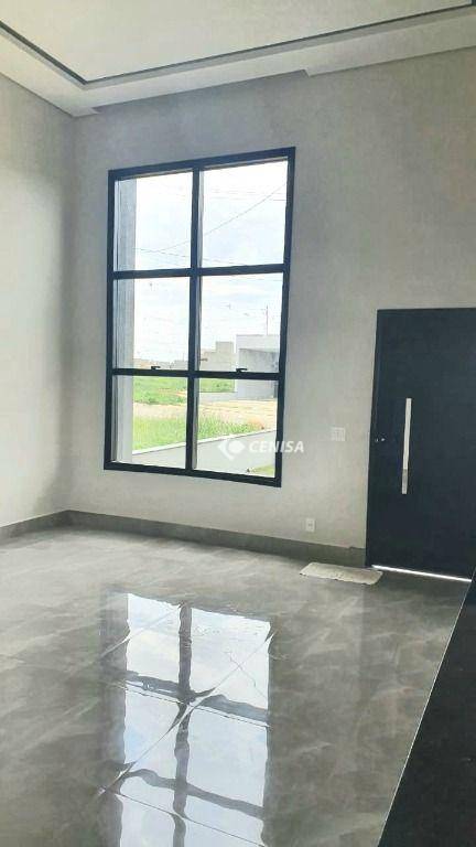 Casa de Condomínio à venda com 3 quartos, 186m² - Foto 3