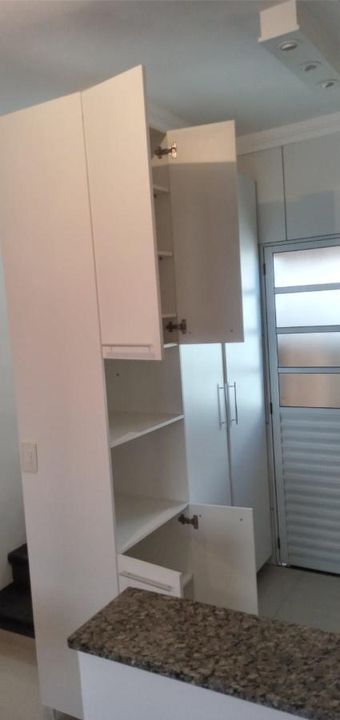 Casa à venda com 2 quartos, 55m² - Foto 18