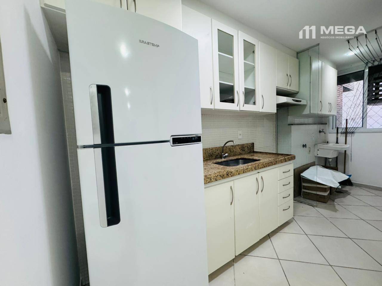 Apartamento à venda com 2 quartos, 67m² - Foto 10