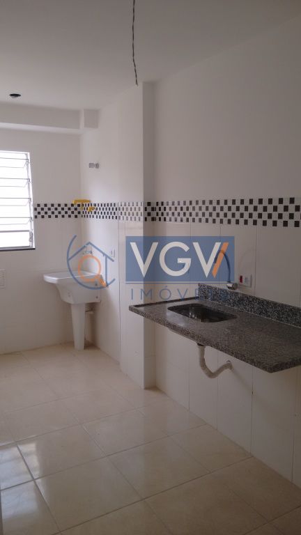 Apartamento à venda com 2 quartos, 40m² - Foto 7