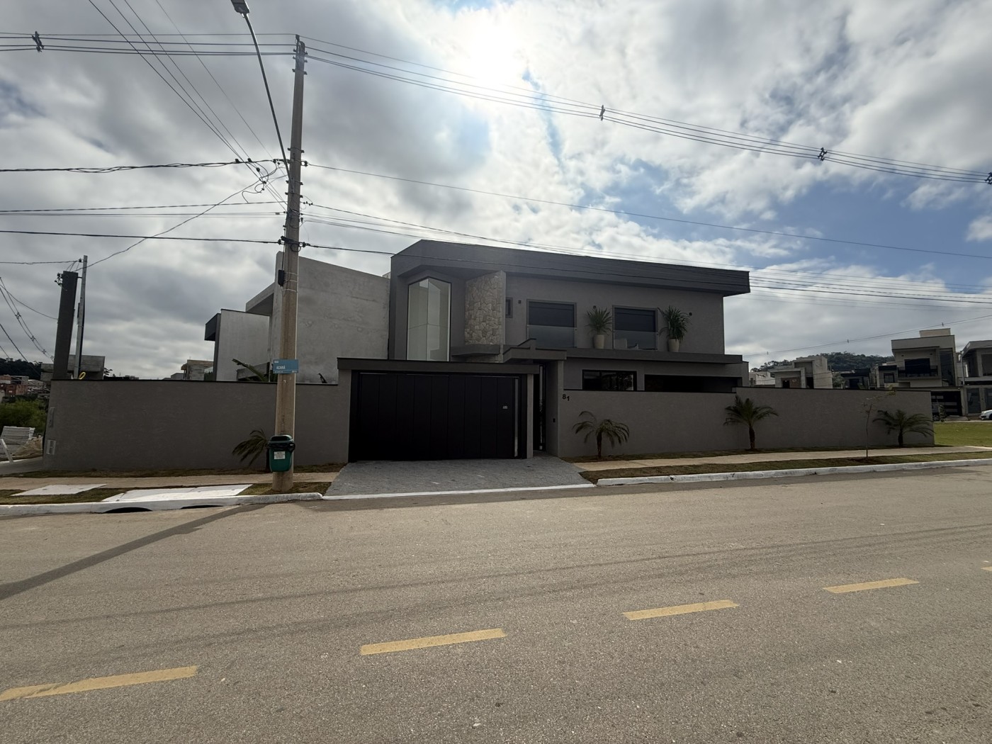 Casa à venda com 3 quartos, 178m² - Foto 4