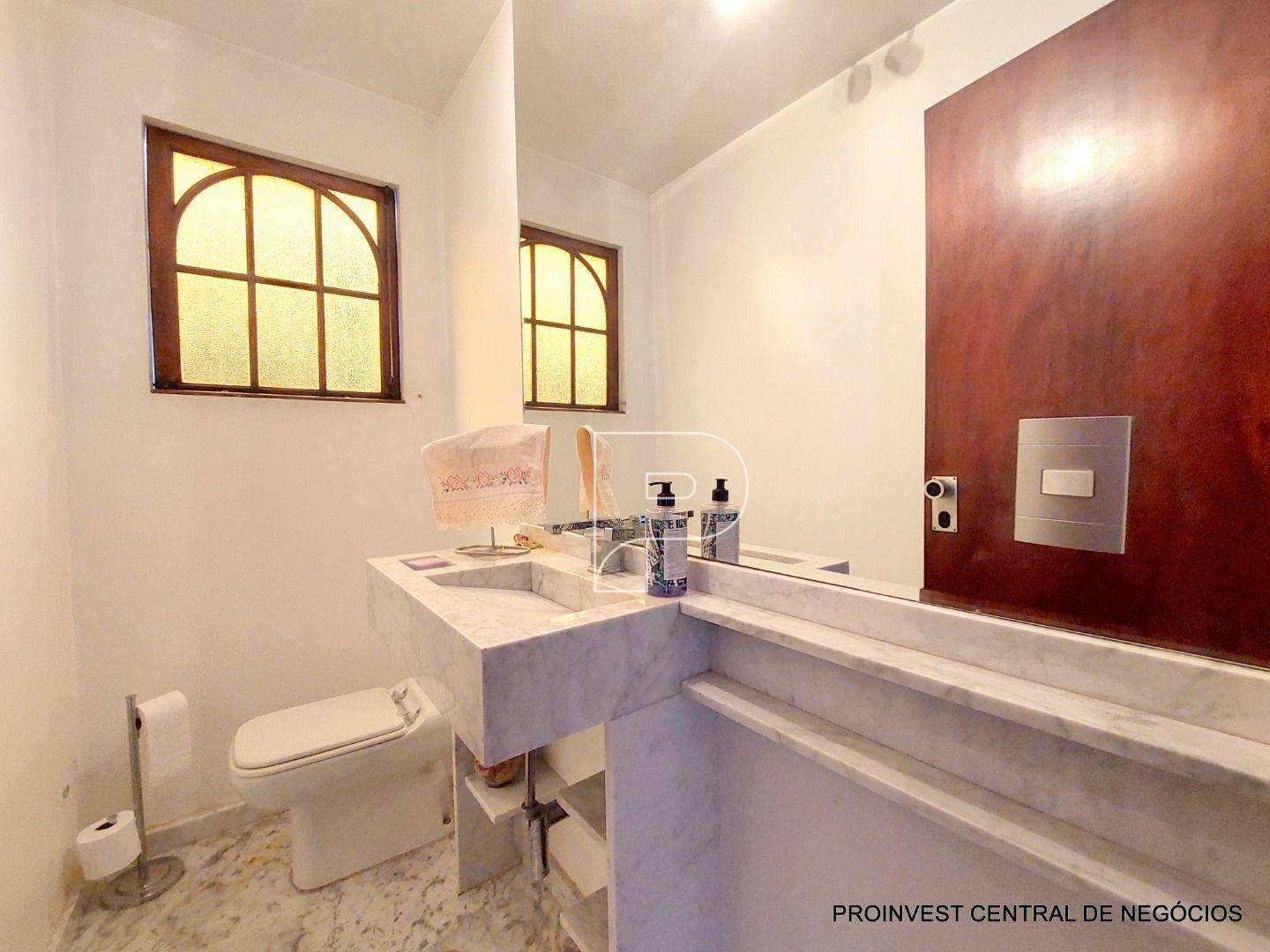 Casa de Condomínio à venda com 4 quartos, 549m² - Foto 18