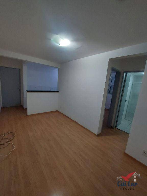 Apartamento para alugar com 2 quartos, 45m² - Foto 1