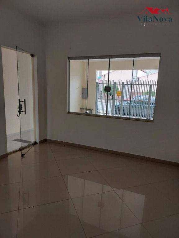 Casa à venda com 2 quartos, 108m² - Foto 1