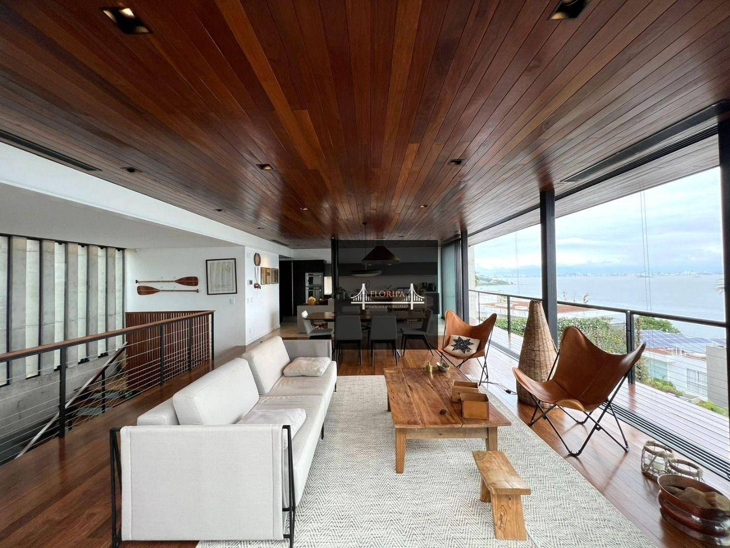 Casa à venda com 3 quartos, 340m² - Foto 24
