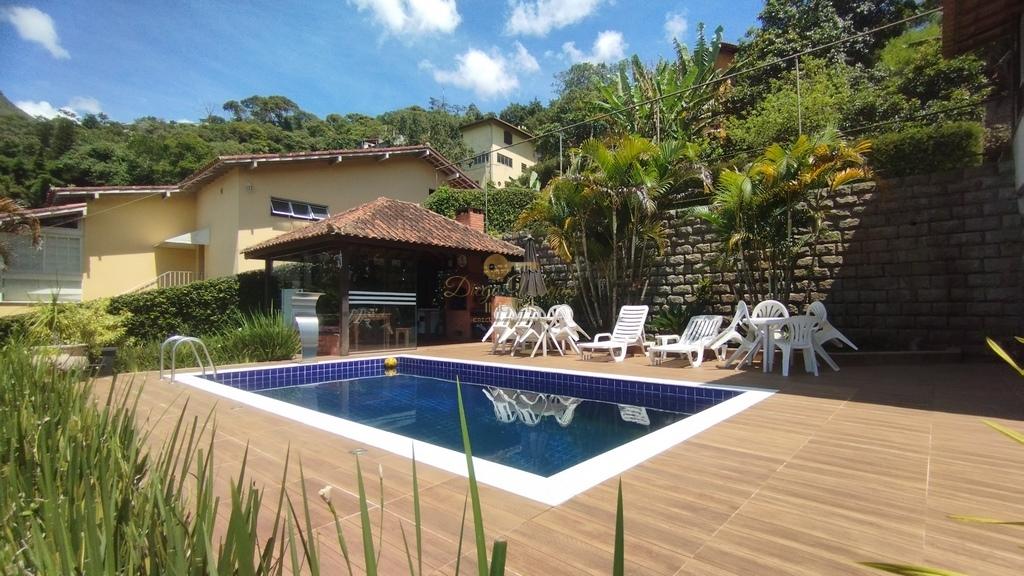 Casa à venda com 4 quartos, 900m² - Foto 3