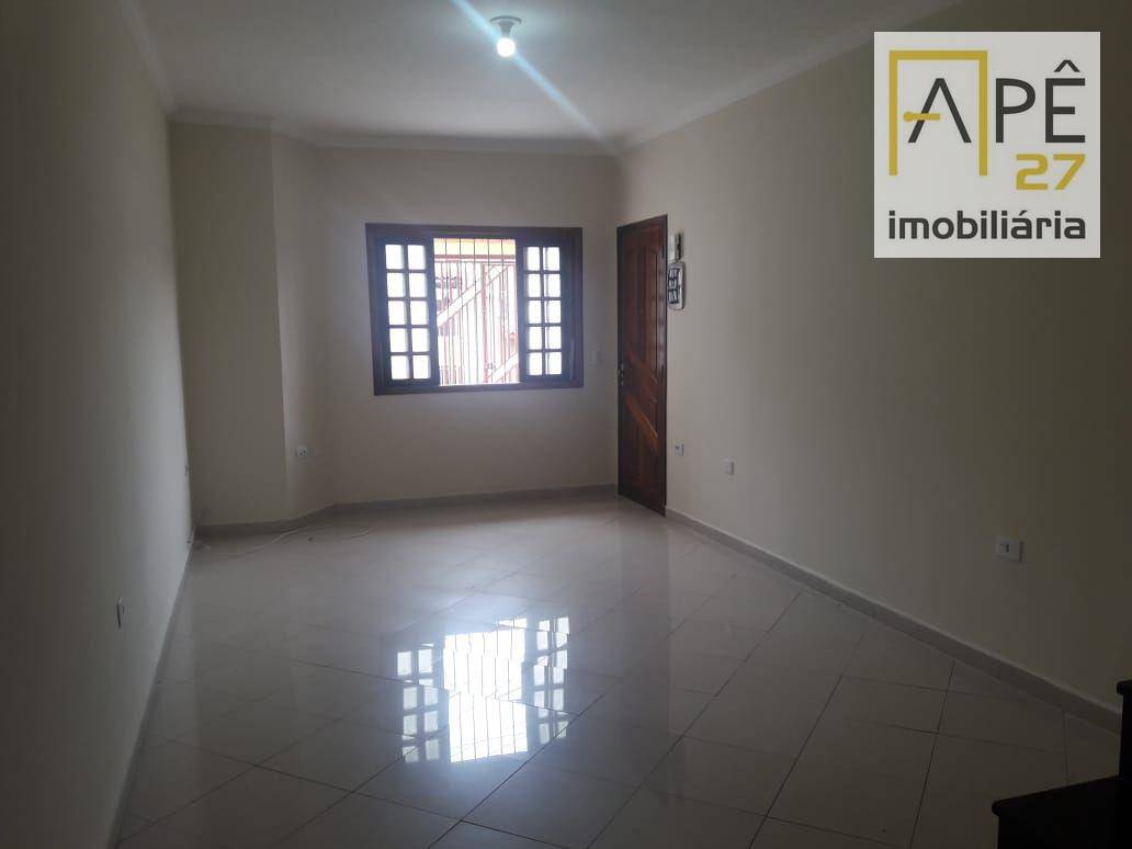 Sobrado à venda com 3 quartos, 101m² - Foto 1