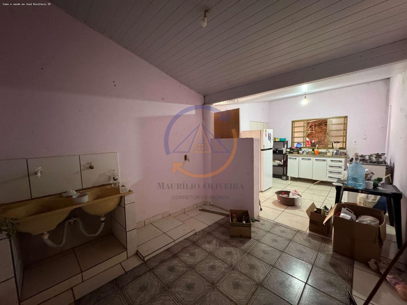 Casa à venda com 2 quartos, 219m² - Foto 11