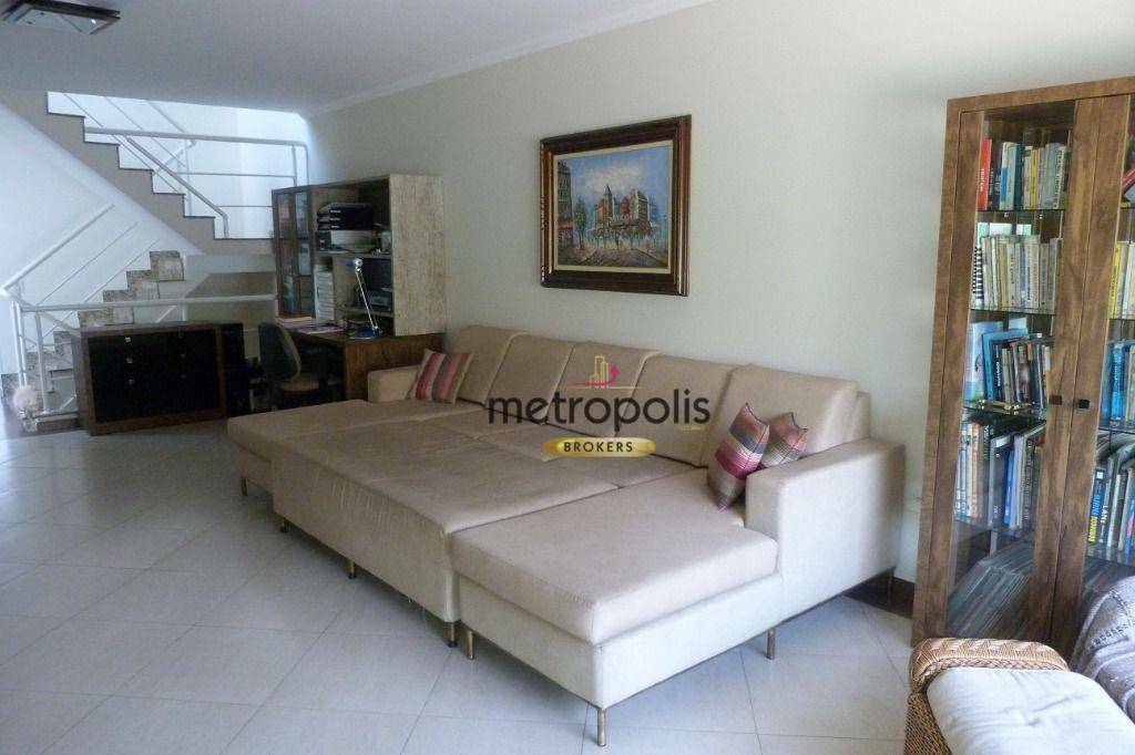 Sobrado à venda com 3 quartos, 300m² - Foto 2