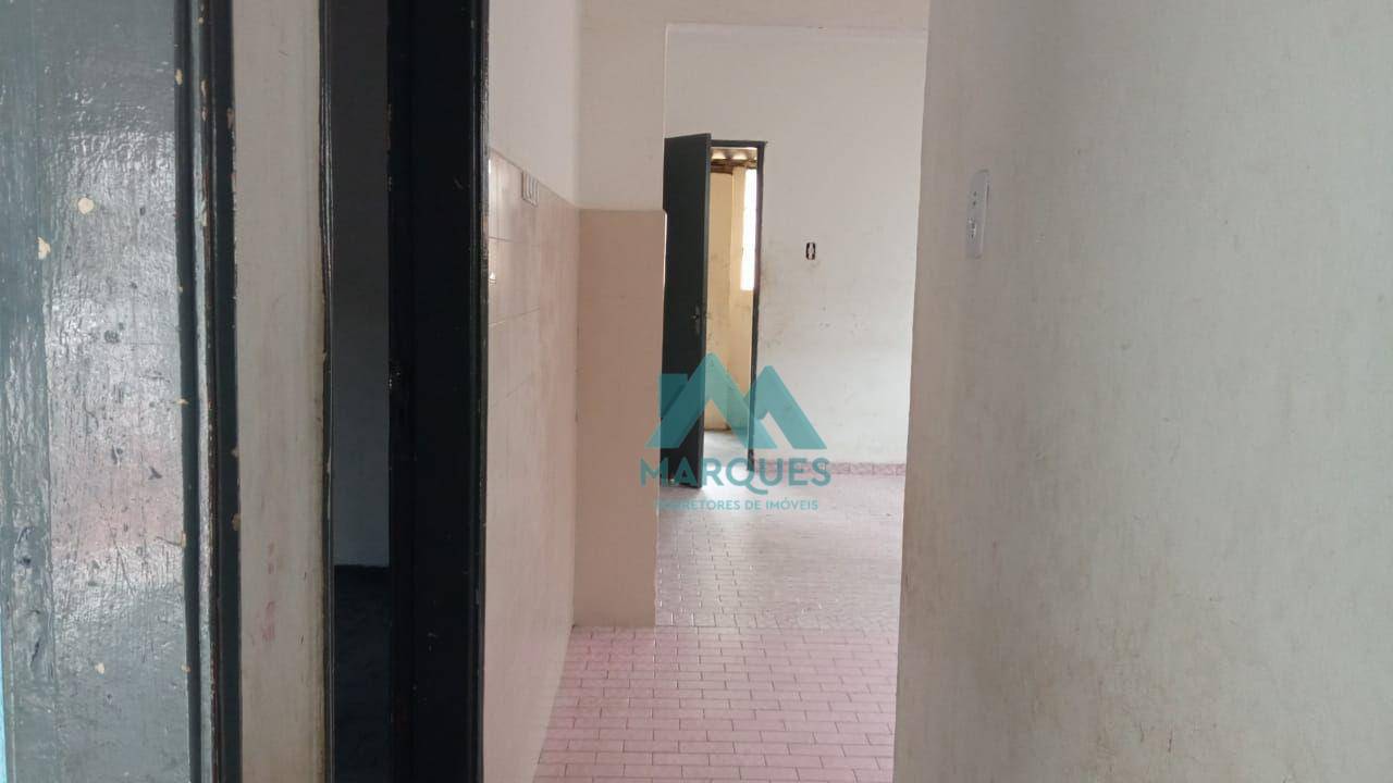 Casa à venda com 3 quartos, 80m² - Foto 10