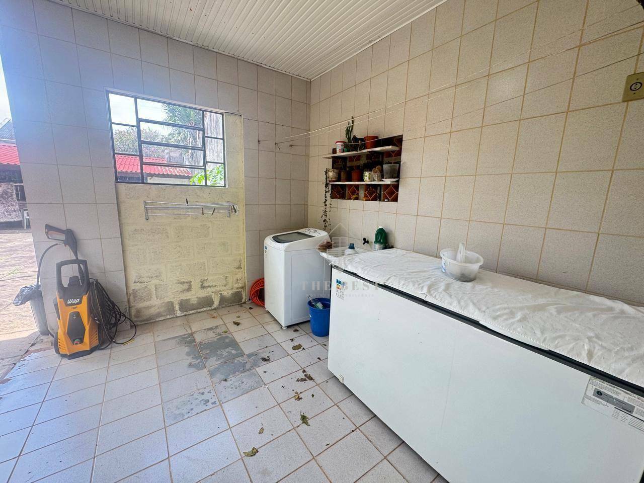 Casa à venda com 4 quartos, 213m² - Foto 22