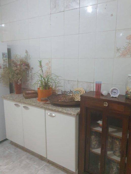 Casa à venda com 3 quartos, 150m² - Foto 16