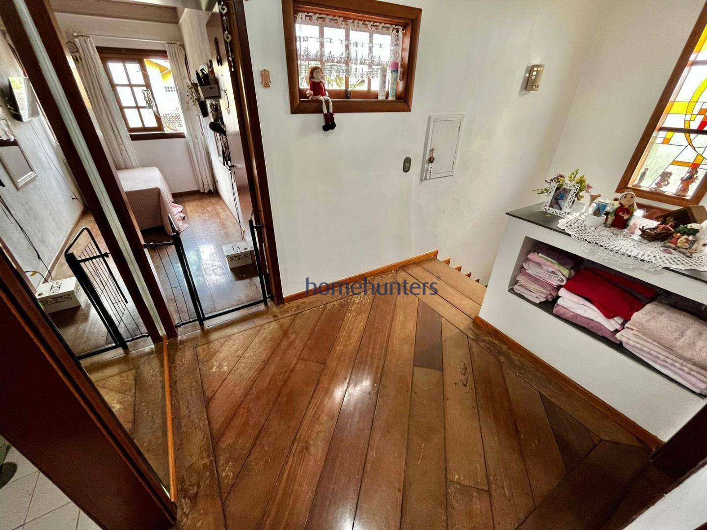 Casa de Condomínio à venda com 4 quartos, 208m² - Foto 13