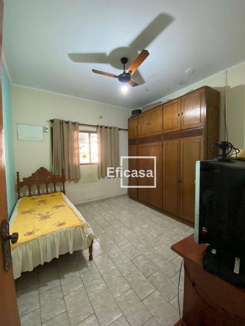 Casa à venda com 3 quartos, 200m² - Foto 19