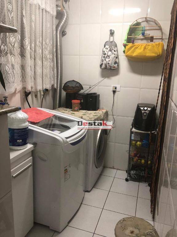 Apartamento à venda com 3 quartos, 128m² - Foto 27