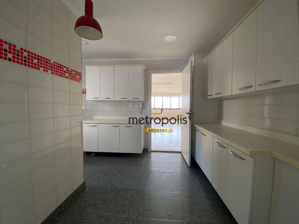 Apartamento à venda com 4 quartos, 200m² - Foto 15