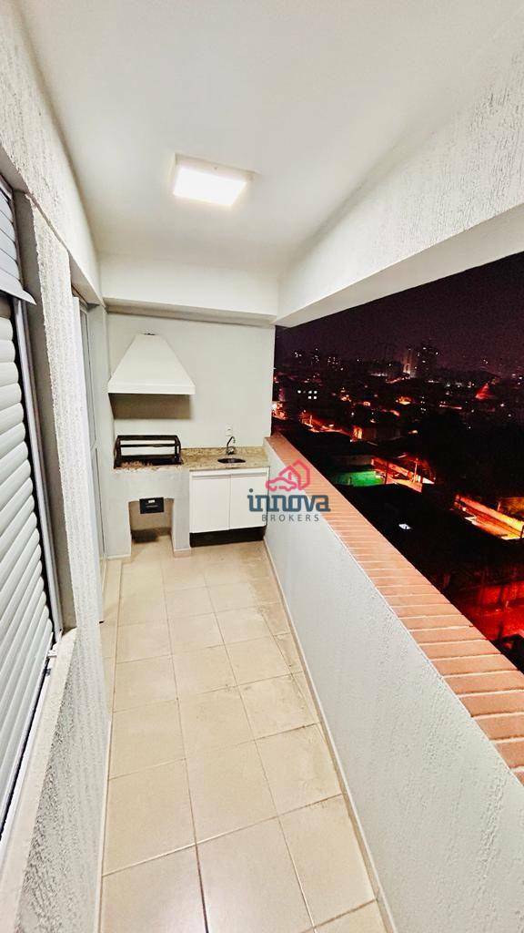 Apartamento à venda com 3 quartos, 72m² - Foto 1