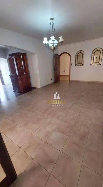 Sobrado à venda com 6 quartos, 360m² - Foto 11