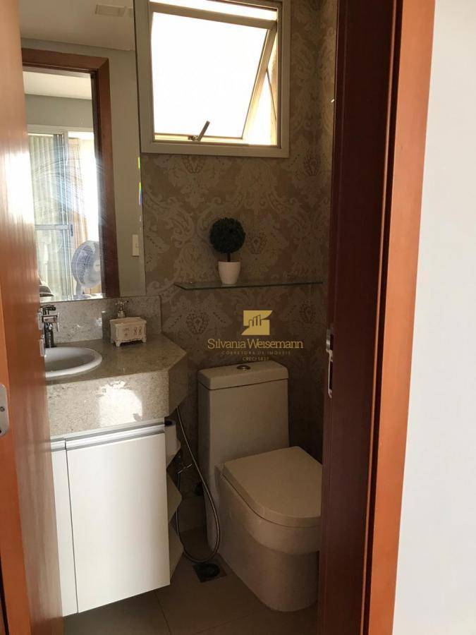 Apartamento à venda com 3 quartos, 134m² - Foto 22