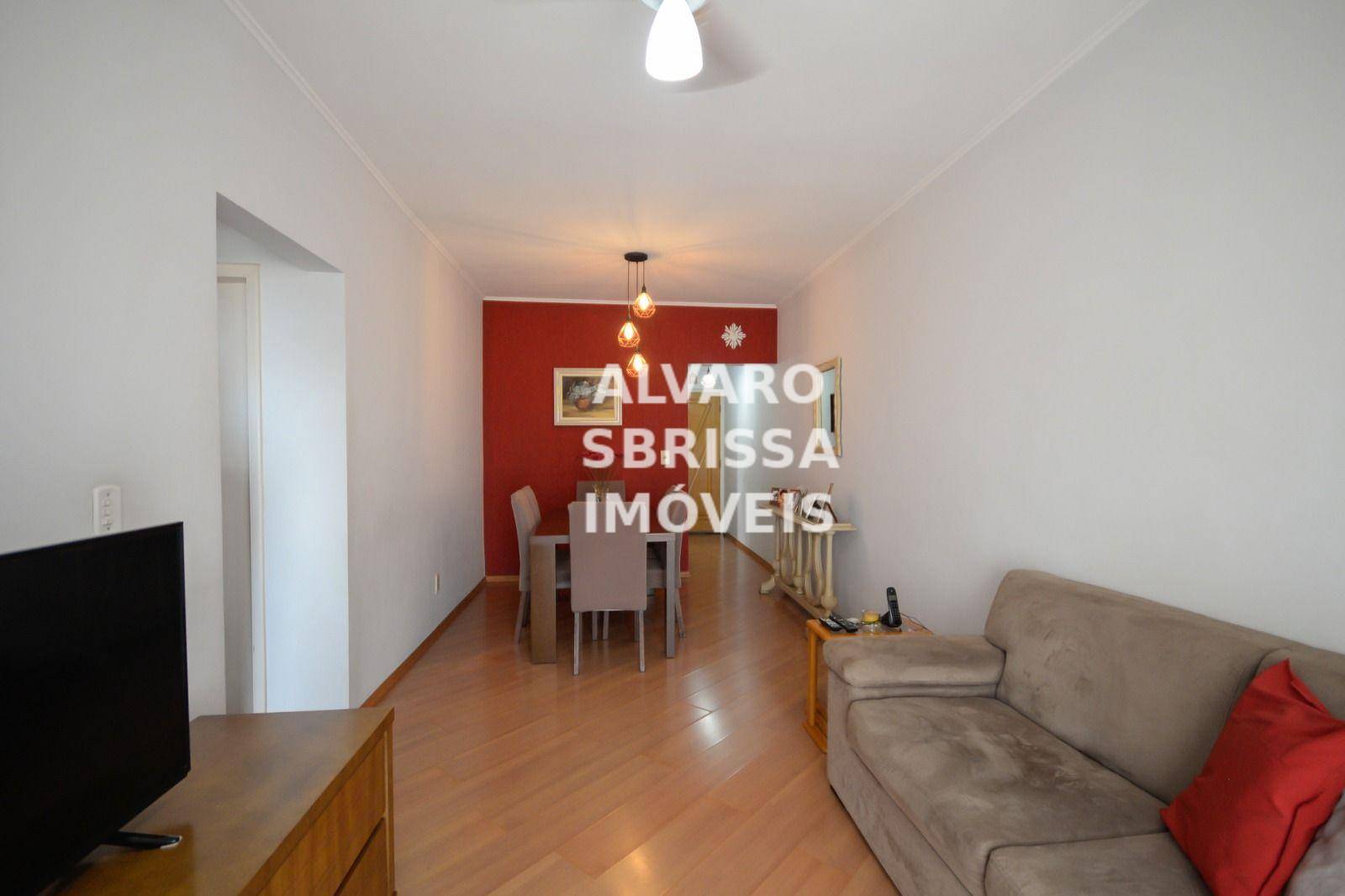 Apartamento à venda com 2 quartos, 70m² - Foto 3