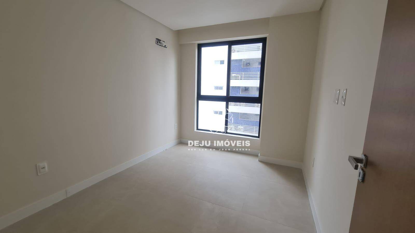 Apartamento à venda com 3 quartos, 77m² - Foto 11