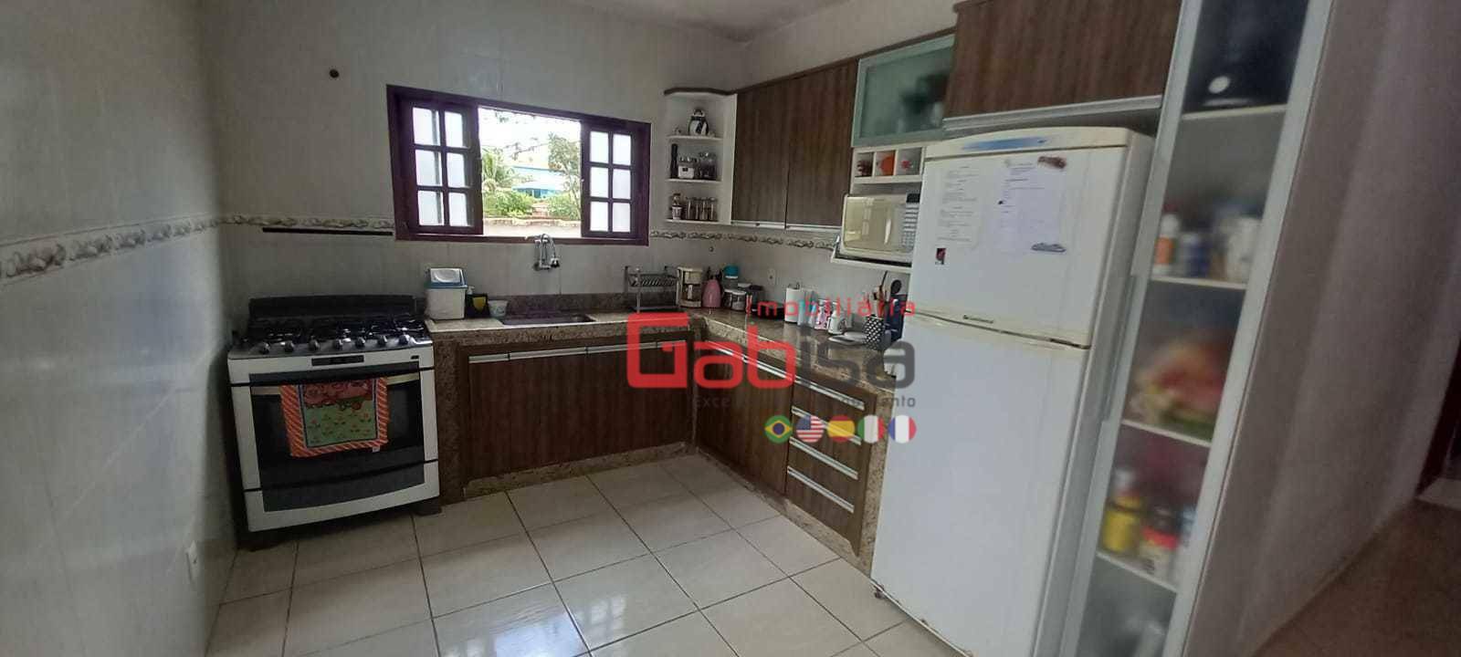 Casa à venda com 5 quartos, 320m² - Foto 17