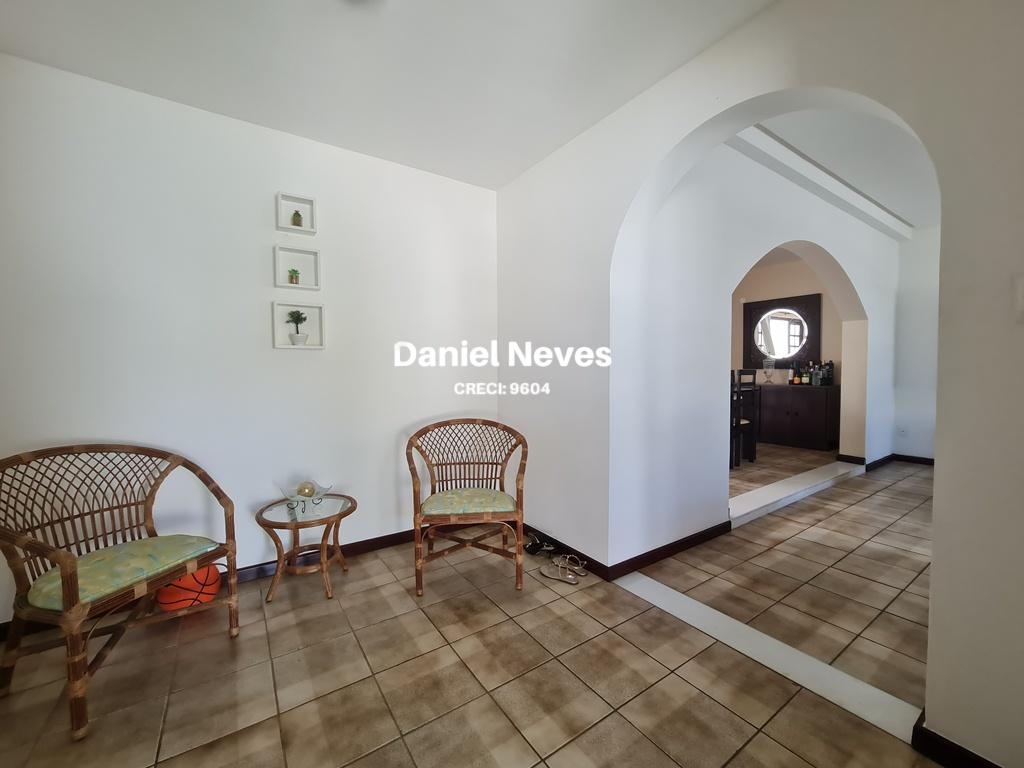 Casa à venda com 4 quartos, 309m² - Foto 12