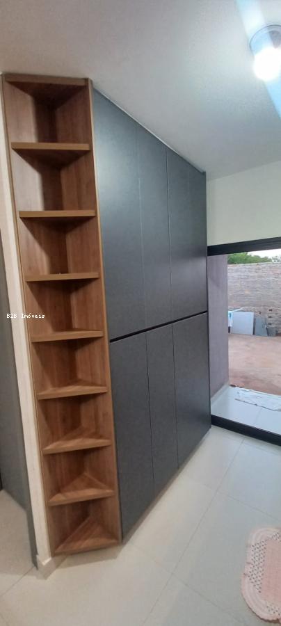 Casa à venda com 2 quartos, 51m² - Foto 7