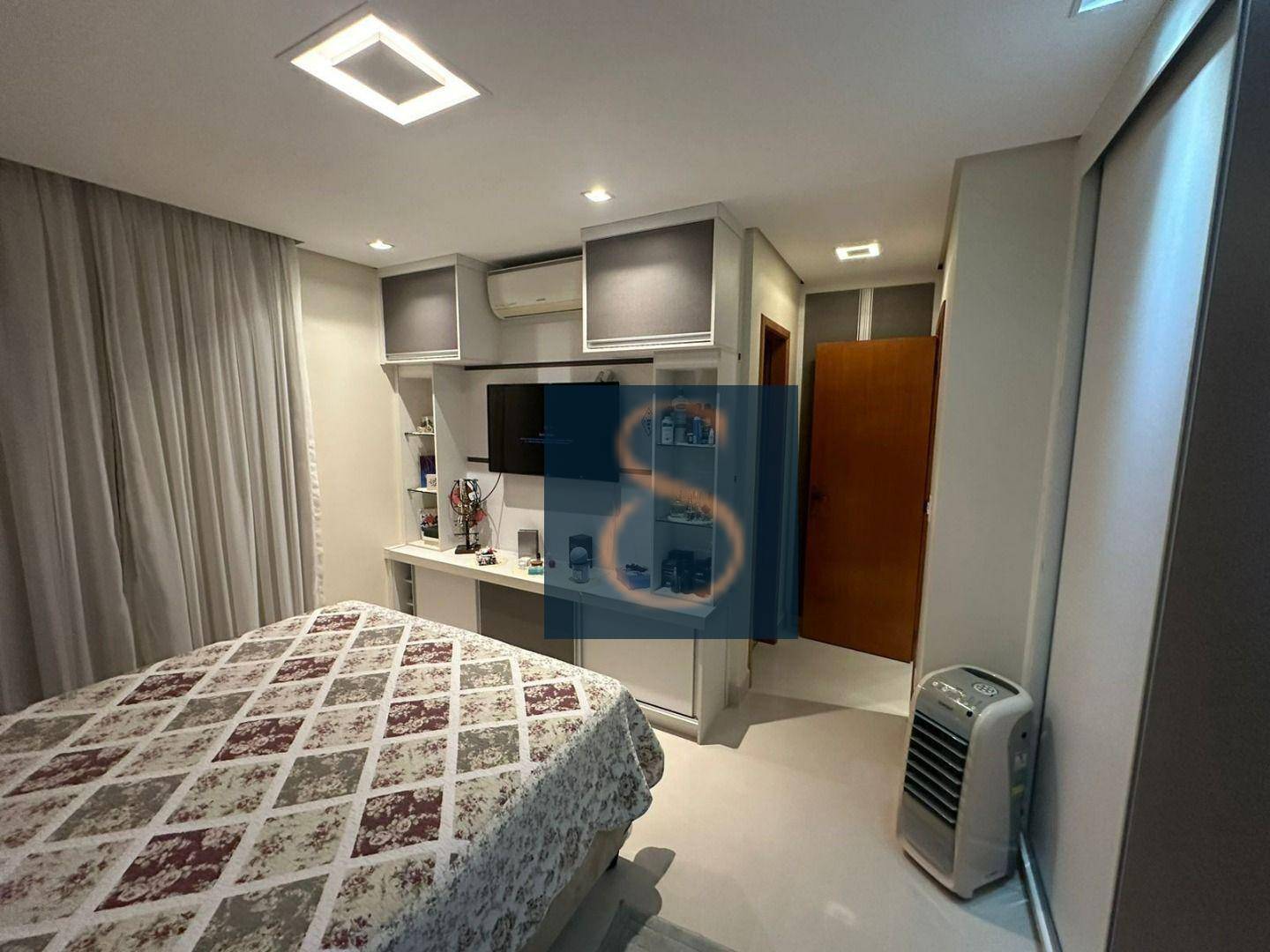 Apartamento à venda com 3 quartos, 111m² - Foto 3