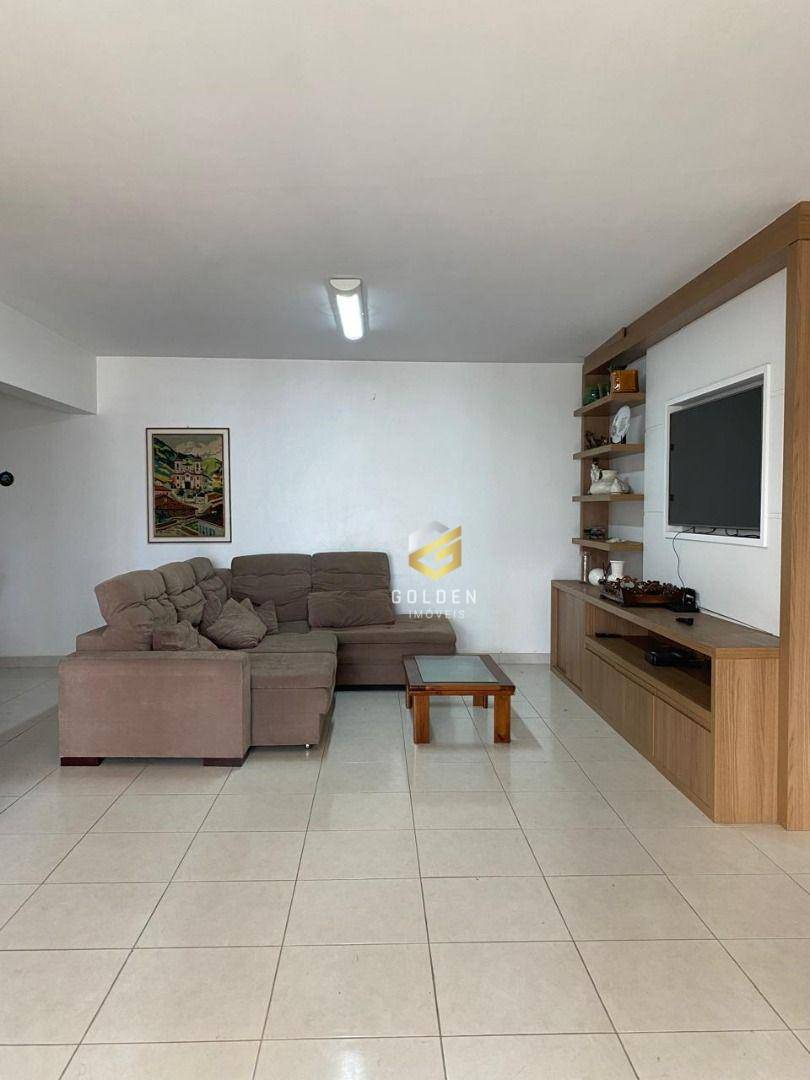 Apartamento à venda com 3 quartos, 225m² - Foto 5