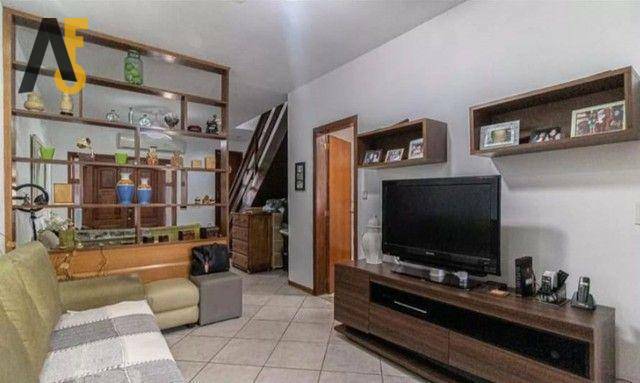 Casa de Condomínio à venda com 3 quartos, 241m² - Foto 11